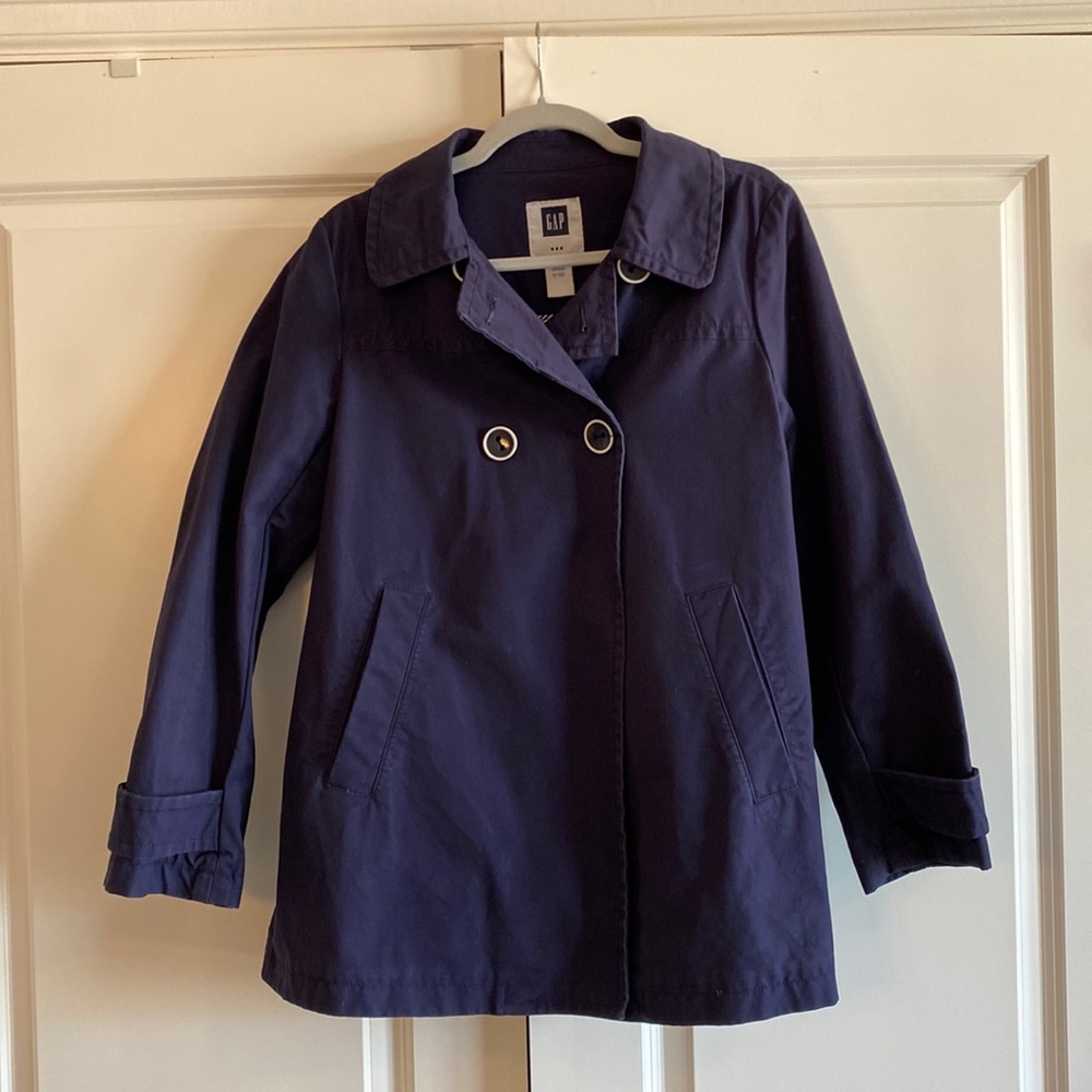 Gap navy blue coat. Size M.